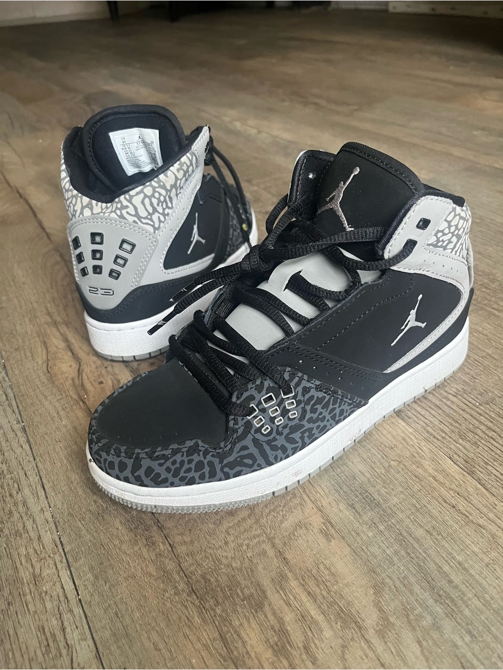 Jordan Kids Black, Gray Mid-Top Sneakers with Elephant Print